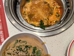 -龍歌自助小火锅(市南金茂湾店)