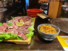 -榮華亭烧肉放题·和牛酒场(花都店)