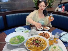 -湖畔鲁菜·二十年老字号餐厅(大明湖店)