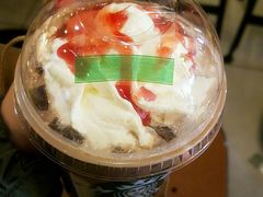 -星巴克臻选(威海威高广场店)