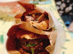 烧饼夹肘子肉-昌顺马记小吃店(昌盛园店)