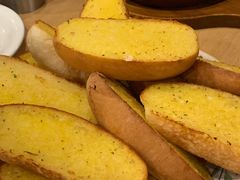 特制蒜香面包-萨莉亚意式餐厅(苏州食百家店)
