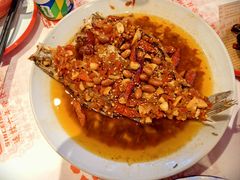 -老闵田螺馆·南昌市井菜·特色小吃(总店)