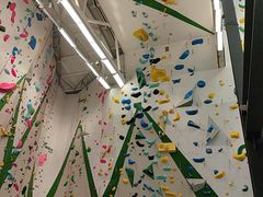 -绿壁虎攀岩基地(Tcar店)