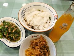 辣椒炒肉干拌粉-刘氏三和面馆