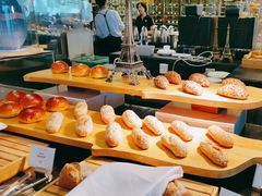 -圣丰索菲特·2 On 988 Café 自助餐厅