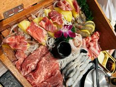 -何发发和牛烧肉·鳗鱼榴莲放题自助(乐峰广场店)