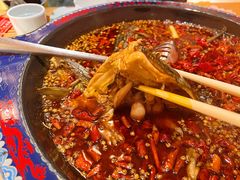 -何师傅美蛙鱼头(汉街店)