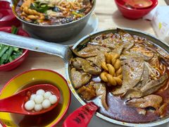 -铁锅哥米线