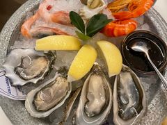 -斯普汇生蚝牛排馆(中骏世界城店)