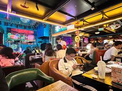 -Famous肥猫墨西哥音乐餐吧(五棵松华熙LIVE店)