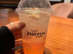 樱花雪梨苏打-StayReal Cafe(长宁来福士广场东八区店)