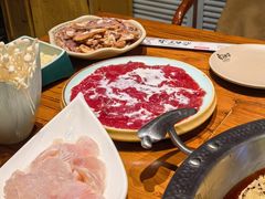 -东巴婆婆云南鱼豆花火锅(大东门店)