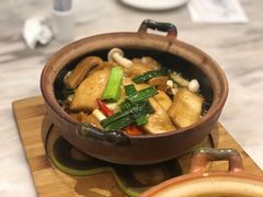东北老豆腐-香港百合居(LCM置汇旭辉广场店)