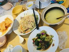 -关东小磨东北菜(上海长风大悦城店)