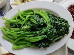 -十万大山布透温泉