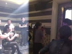 -奉化一页时尚KTV(奉化店)