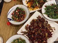 -湘缘道客•湘缘饭店·25年湘菜馆(古墩路店)