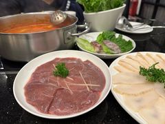 -一哥澳门豆捞 · 十七年经典澳门火锅(四季天地店)
