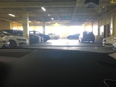 -欧尚超市苏州店停车场(金鸡湖路店)
