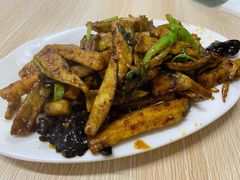 鱼香茄条-夕阳红小吃(中街大悦城店)