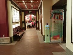 -梅龙镇酒家(南京西路总店)