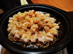 红杏蒜香虾-红杏酒家·地道川菜(一品天下店)