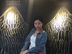 -志龙皇冠吃货椰子铺