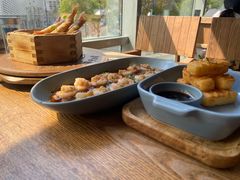 -蜜桃餐厅·伴山(湖滨商业街店)