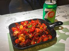 -巴厘龙虾·榜首油焖大虾(音乐学院·沿江酒馆店)