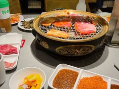 -山焱·炭火自助烤肉(周浦万达店)