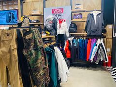-VANS(三里屯太古里店)