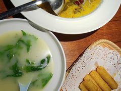 -鱼亨小鲜酸菜鱼(大信店)