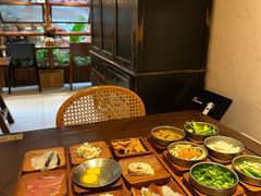 -银米·云南传统过桥米线(双廊黑金冠店)