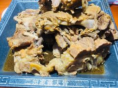 酱大盆骨-二姐家三个拿手菜·北塘海鲜·大馅锅贴王(成林道店)