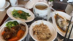 -臻康乃馨月子中心(集美店)