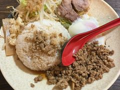 -拉面莊夢語＆中华料理八椿