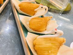 天鹅榴莲酥-馨越楼·点心·粤菜(赤坎店)