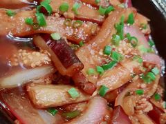 咸鱼茄子煲-汇景希尔顿逸林酒店·悦轩中餐厅