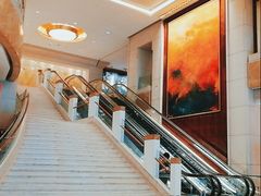 -怡咖啡海鲜自助餐厅(浦东香格里拉店)