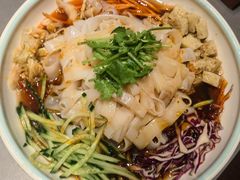 -东口码头·烧鸽子·鱼头泡饼·地方菜(金鹰悦城店)