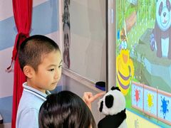 -瑞思少儿中心·少儿英语素养启蒙(勒泰直营校区)