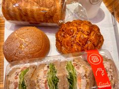 -巴黎贝甜(大宁国际商业广场店)