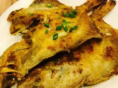 -老码头黑皮肘子锅包肉(赣水路店)
