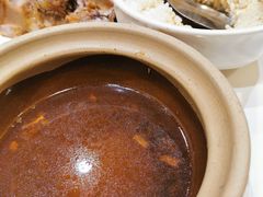 -万和春排骨砂锅米饭(新业广场店)