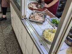 面包甜点陈列柜-赵姐猪耳朵饭店