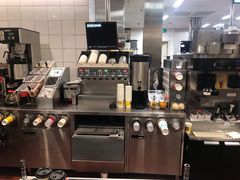 -麦当劳(轻轨曹杨路店)
