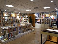 店内环境-上图书店(上海图书馆站店)