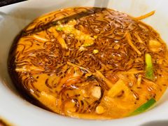 贝类海鲜薯粉丝-民国红公馆·秦淮八艳(夫子庙店)