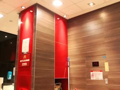 -麦当劳(汉口火车站候车室店)